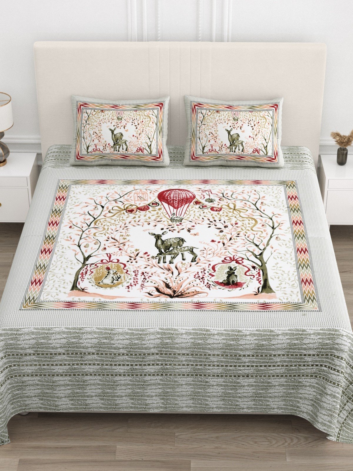 THIS LUXURIOUS, SPRING FOREST NATURE THEMED PATTERN FEATURES A PRISTINE TITANIUM ASH ON PREMIUM COTTON BEDSHEET.