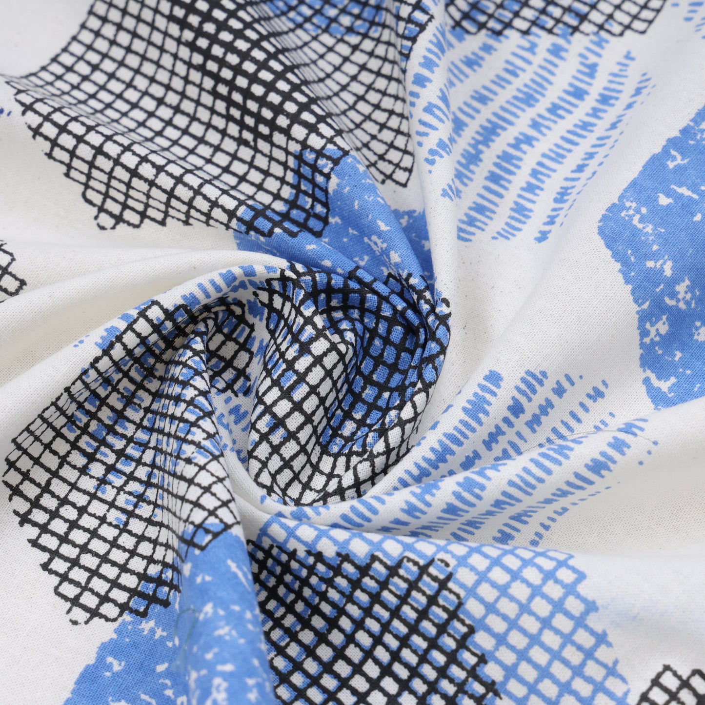HONEYCOMB GEOMETRICAL PATTERN BEDSHEET IN PRUSSIAN BLUE AND MIDNIGHT COLOR COLLECTION PREMIUM ORGANIC COTTON ETHNIC PRINTED BEDSHEET.