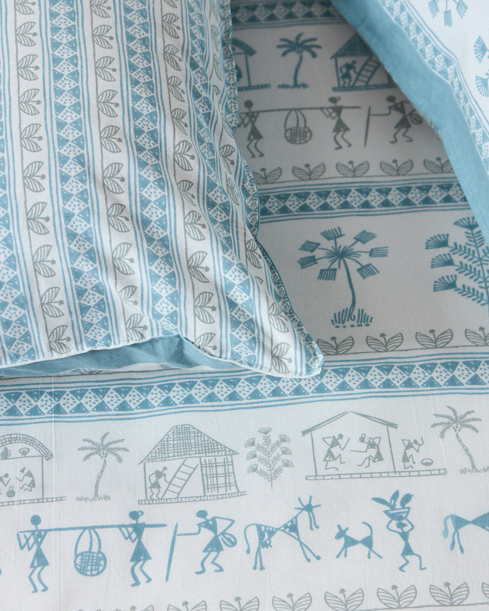 ANTIQUE WORLI PAINTING WITH GEOMETRICAL FOLK IN AZURE COLOR ART PATTERN IN PREMIUM ORGANIC COTTON LUXURIOUS BEDSHEET